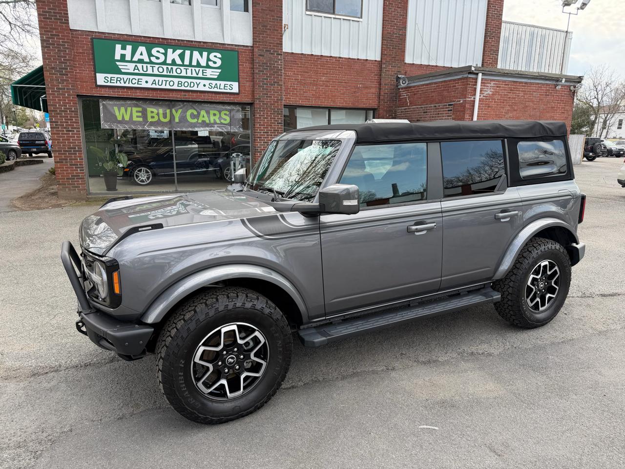 2022 Ford Bronco Outer Banks 4-Door w/Advanced