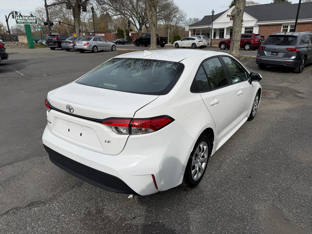 Toyota Corolla LE 2023