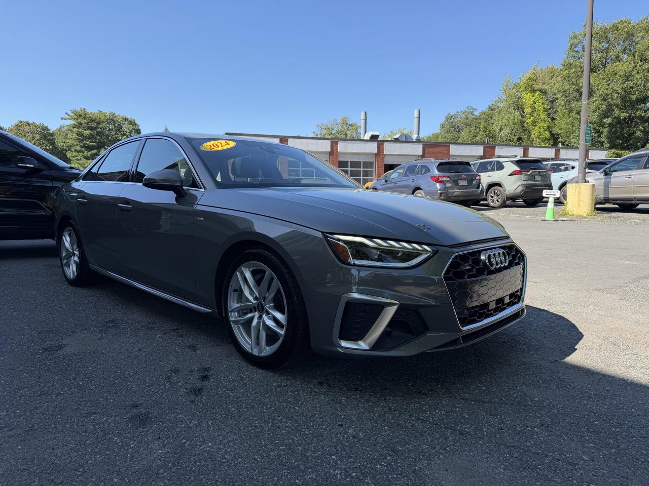 Audi A4 Premium quattro 2024