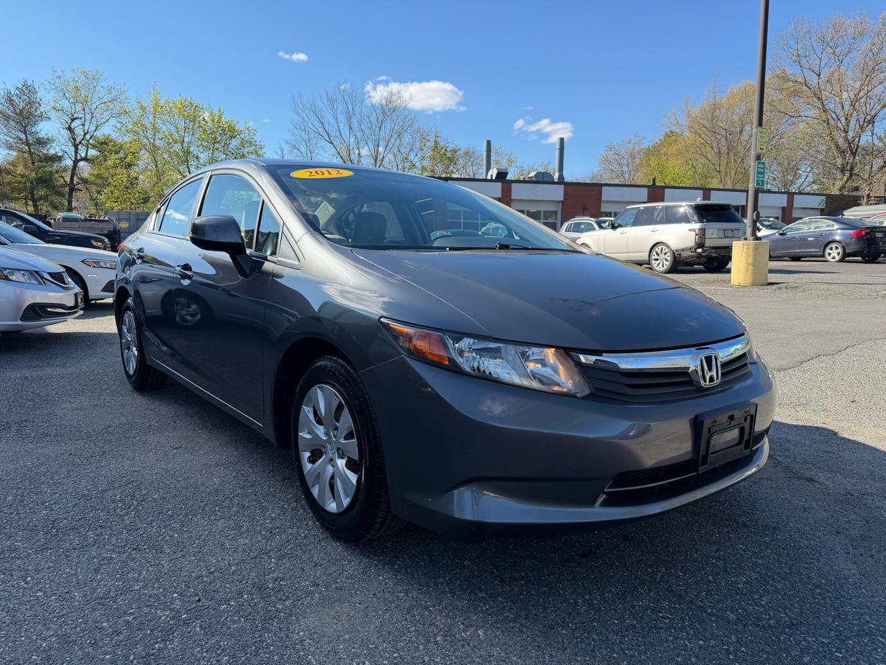 Honda Civic LX Sedan 5-Speed AT 2012