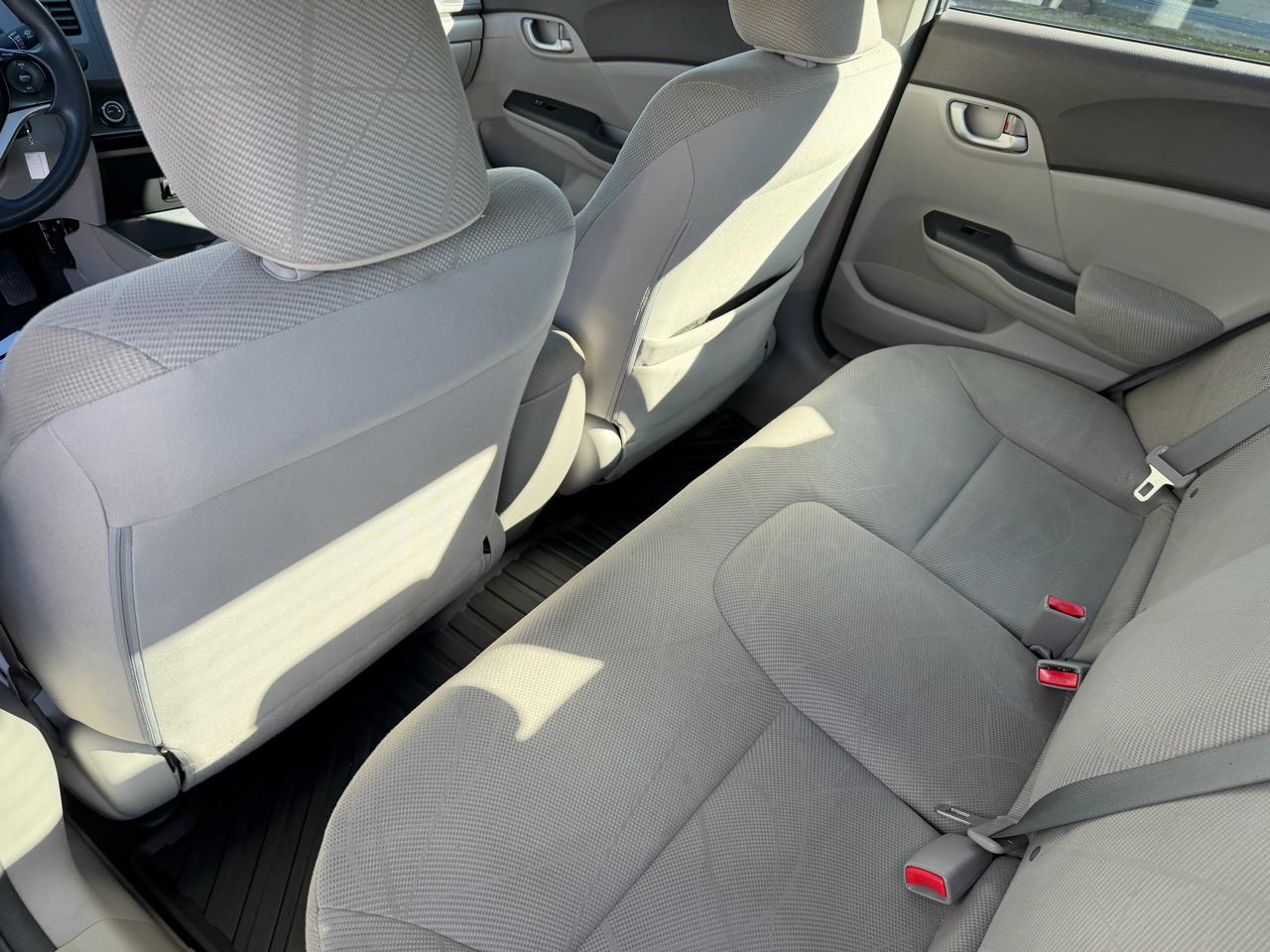 Honda Civic LX Sedan 5-Speed AT 2012