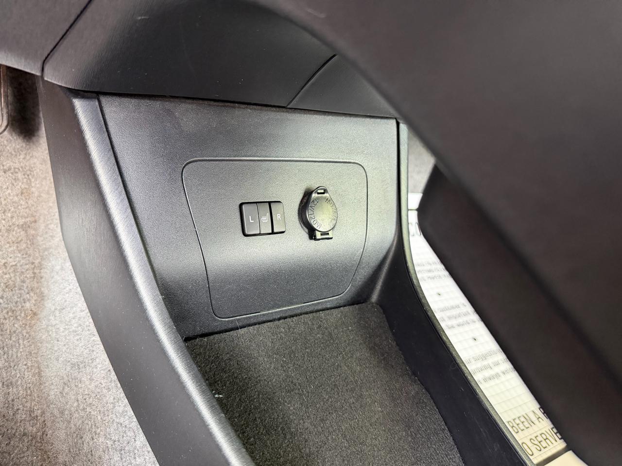 Toyota Prius Five 2015