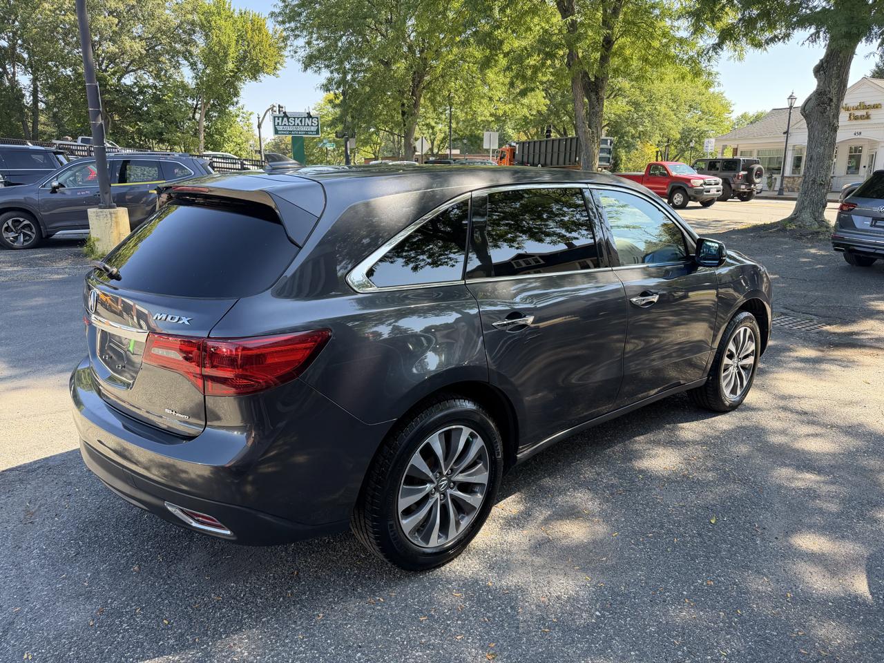 Acura MDX SH-AWD 9-Spd AT w/Tech Package 2016
