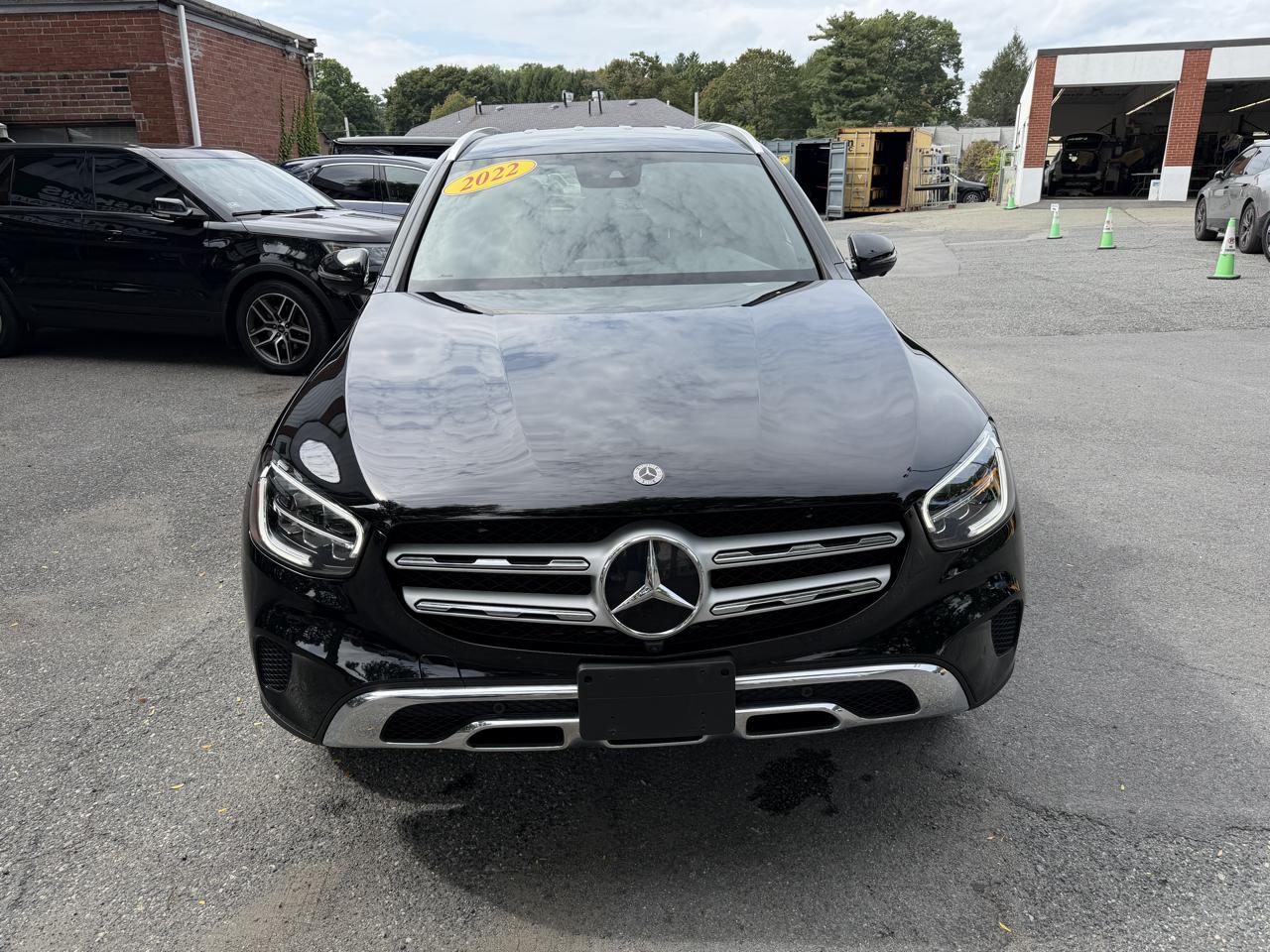2022 Mercedes-Benz GLC GLC300 - Photo 8