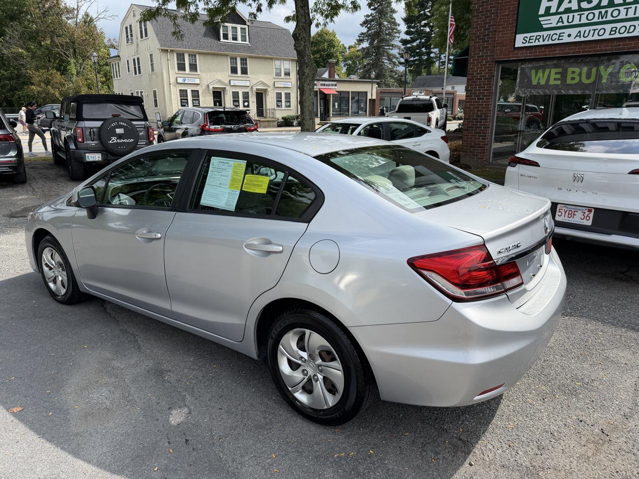 Honda Civic LX Sedan 5-Speed AT 2013