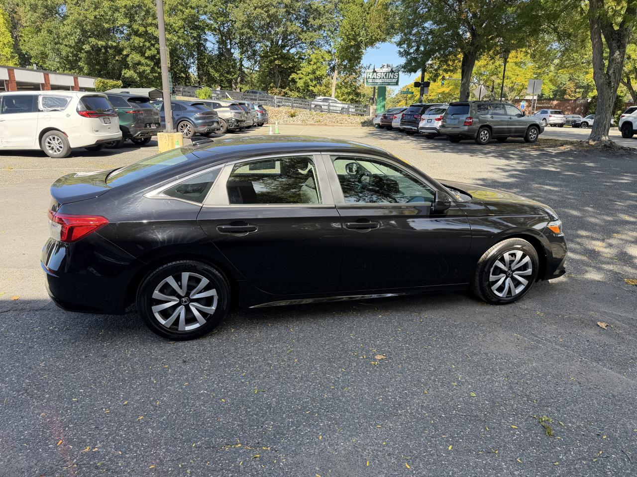 Honda Civic LX Sedan CVT 2024