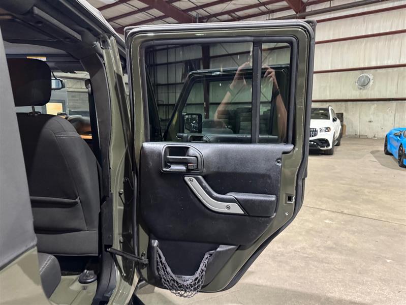 Jeep Wrangler Unlimited Rubicon 4WD 2016