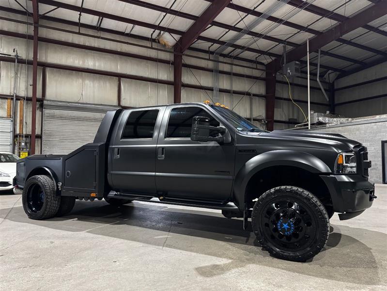 Ford F-550 Crew Cab 4WD DRW 2007