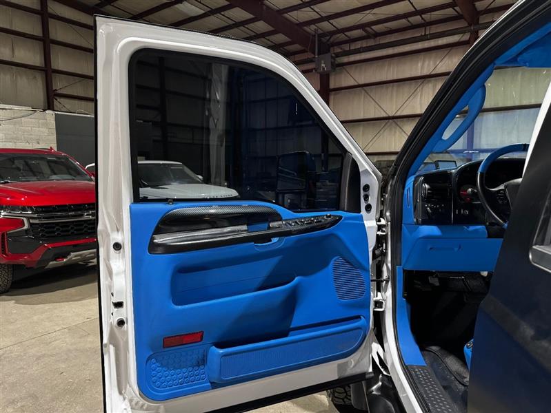 Ford F-550 Crew Cab 4WD DRW 2007