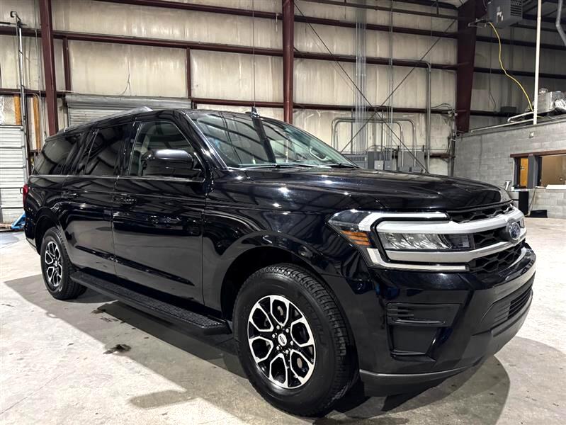 2022 Ford Expedition MAX XLT photo 2