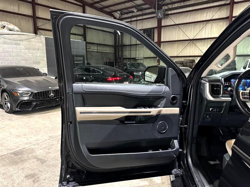 2022 Ford Expedition MAX XLT photo 10