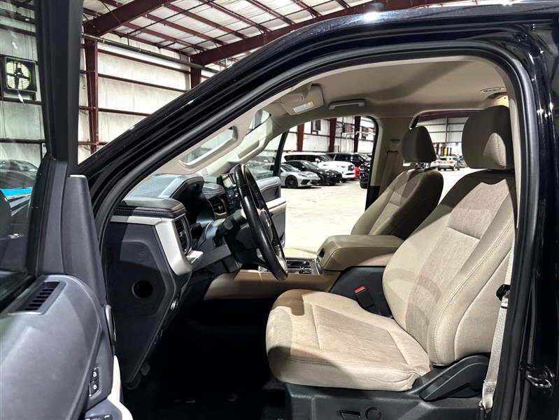 2022 Ford Expedition MAX XLT photo 12