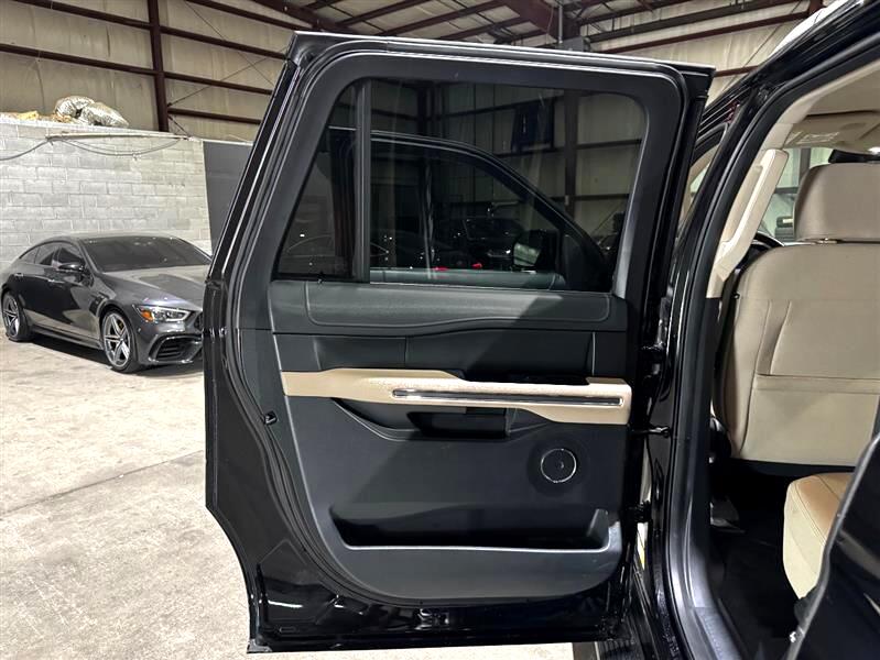 2022 Ford Expedition MAX XLT photo 14