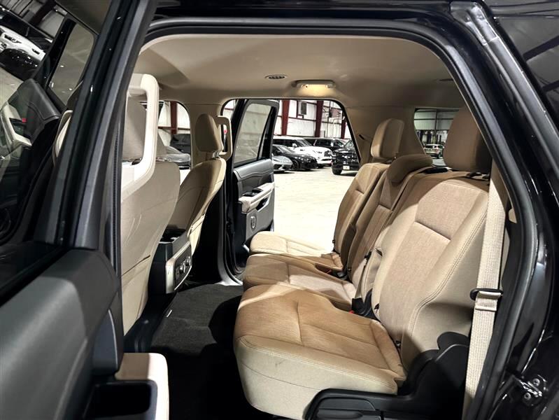 2022 Ford Expedition MAX XLT photo 16