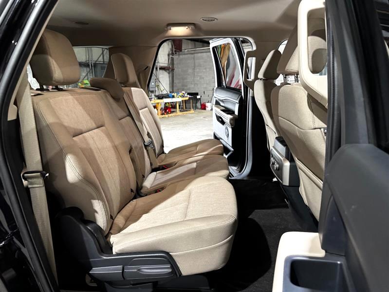 2022 Ford Expedition MAX XLT photo 21