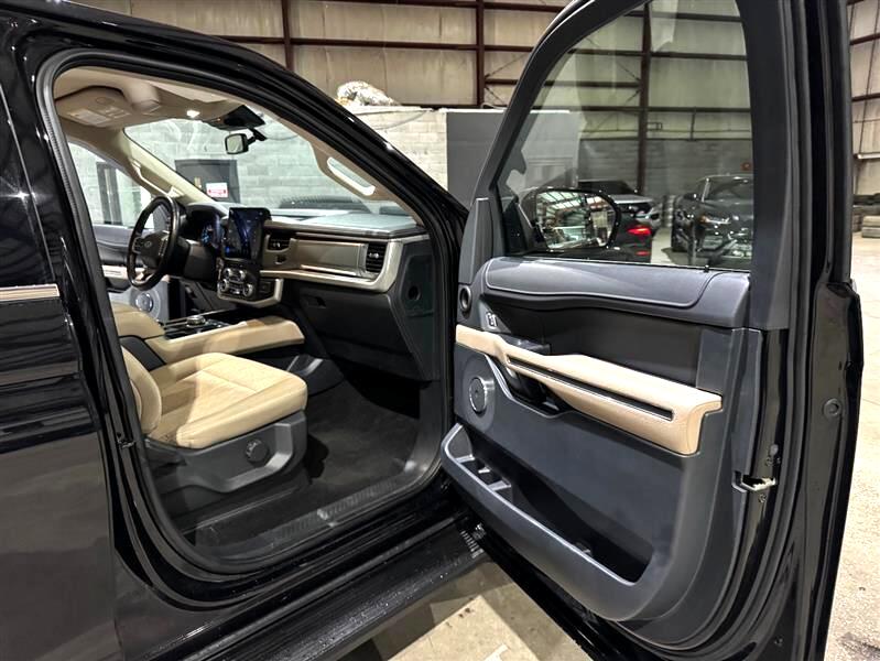 2022 Ford Expedition MAX XLT photo 24