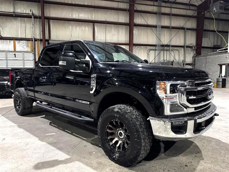 2022 Ford F-250 Lariat photo 2