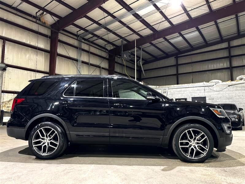 2017 Ford Explorer Sport photo 4