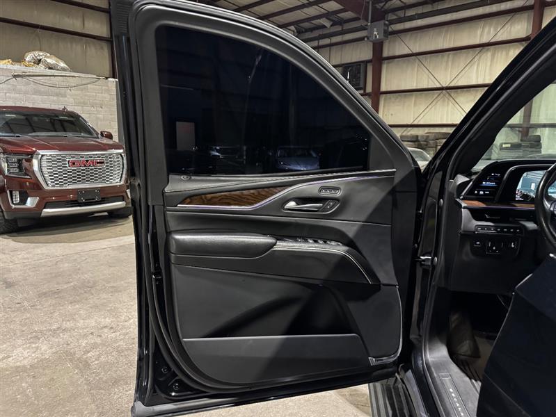 Cadillac Escalade ESV Sport Platinum AWD 2021