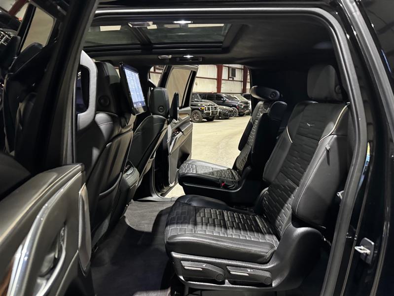 Cadillac Escalade ESV Sport Platinum AWD 2021