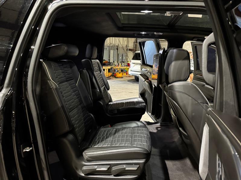 Cadillac Escalade ESV Sport Platinum AWD 2021