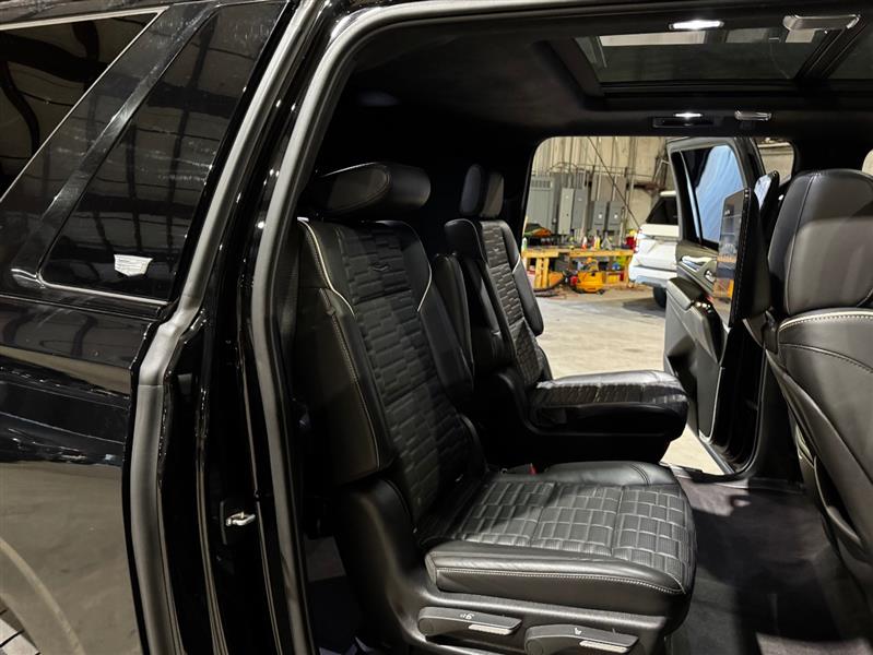 Cadillac Escalade ESV Sport Platinum AWD 2021