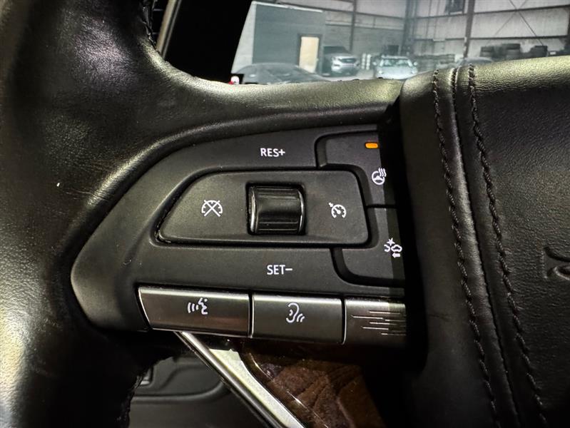 Cadillac Escalade ESV Sport Platinum AWD 2021