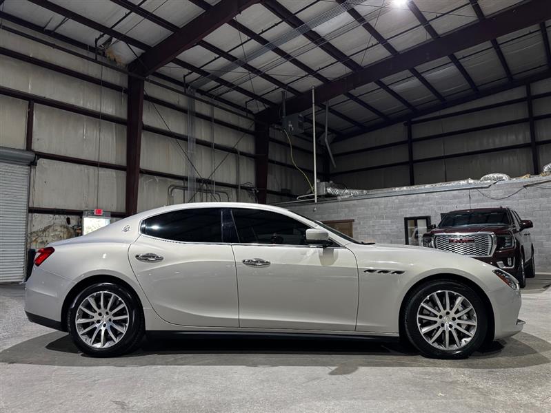 Maserati Ghibli Base 2014 Maserati Ghibli Base 2014