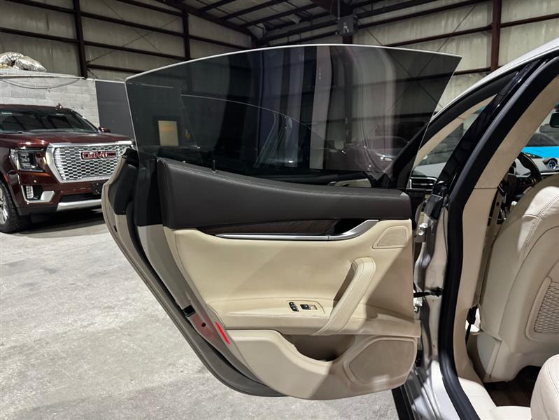 Maserati Ghibli Base 2014 Maserati Ghibli Base 2014