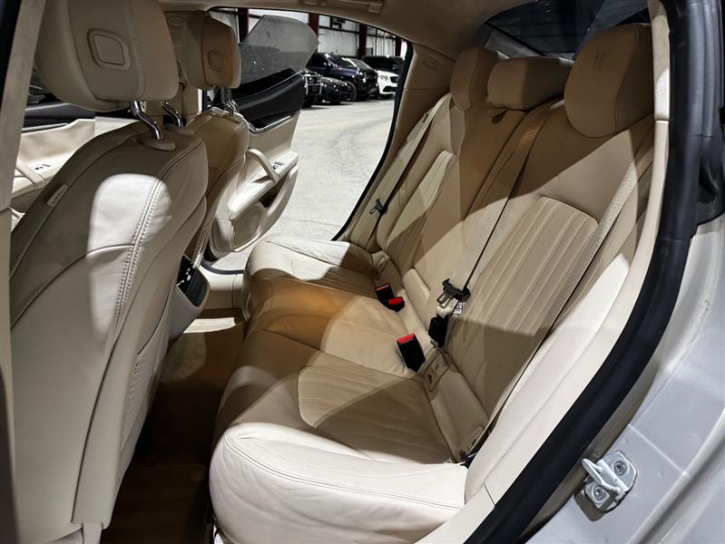 Maserati Ghibli Base 2014 Maserati Ghibli Base 2014