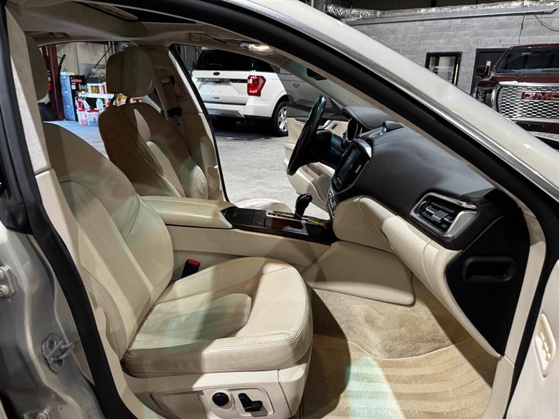 Maserati Ghibli Base 2014 Maserati Ghibli Base 2014