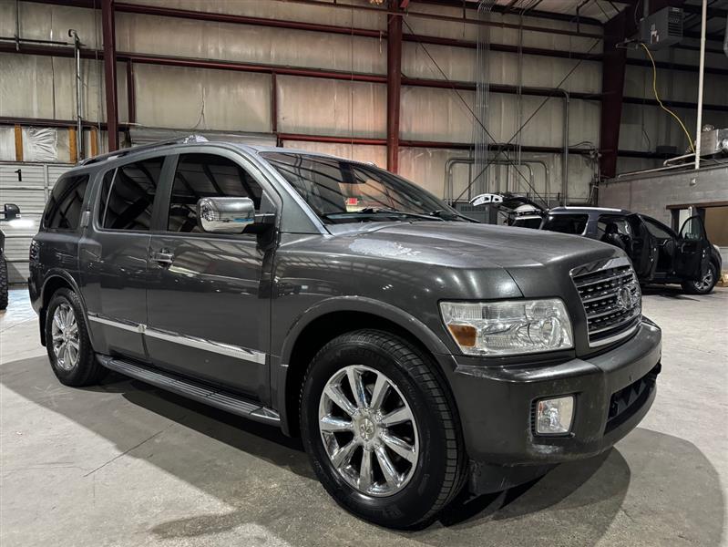 Infiniti QX56 RWD 2010