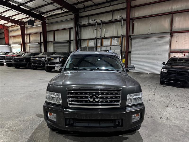 Infiniti QX56 RWD 2010