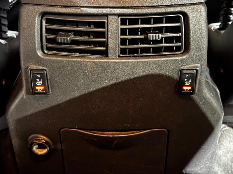 Infiniti QX56 RWD 2010