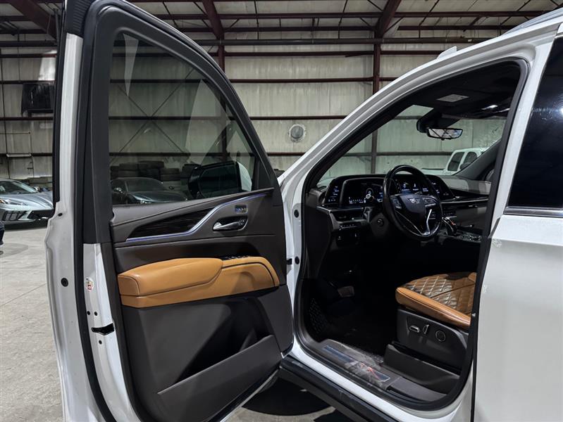 Cadillac Escalade ESV Premium Luxury 4WD 2021