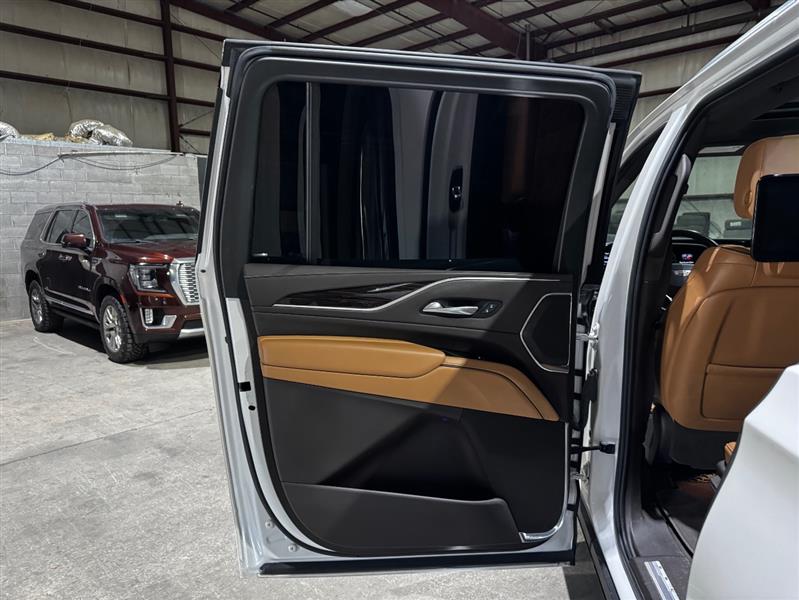 Cadillac Escalade ESV Premium Luxury 4WD 2021