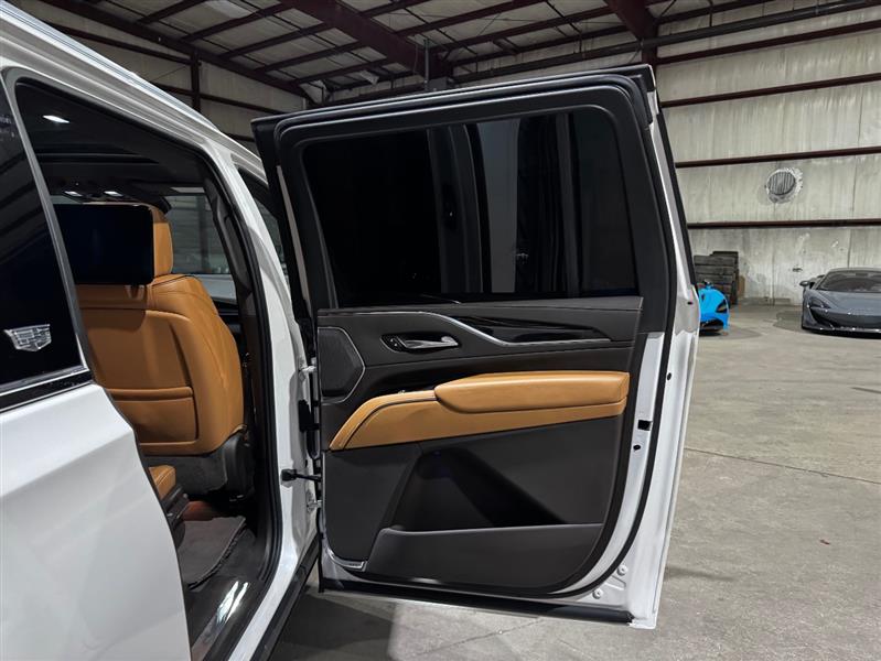 Cadillac Escalade ESV Premium Luxury 4WD 2021