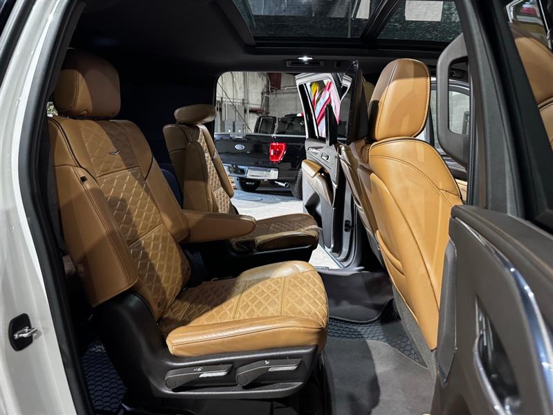 Cadillac Escalade ESV Premium Luxury 4WD 2021