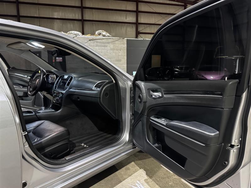 Chrysler 300 Limited RWD 2017 Chrysler 300 Limited RWD 2017