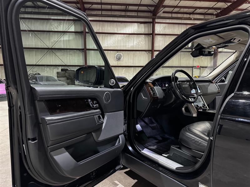 Land Rover Range Rover P400 HSE Hybrid 2020 Land Rover Range Rover P400 HSE Hybrid 2020