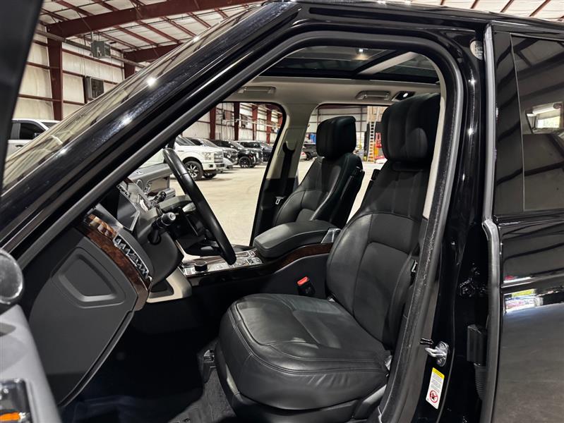 Land Rover Range Rover P400 HSE Hybrid 2020 Land Rover Range Rover P400 HSE Hybrid 2020