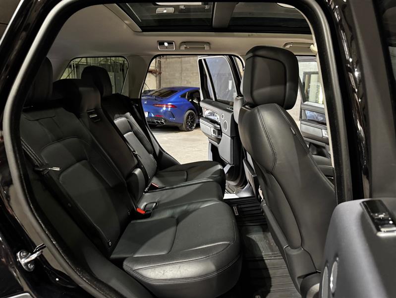 Land Rover Range Rover P400 HSE Hybrid 2020 Land Rover Range Rover P400 HSE Hybrid 2020