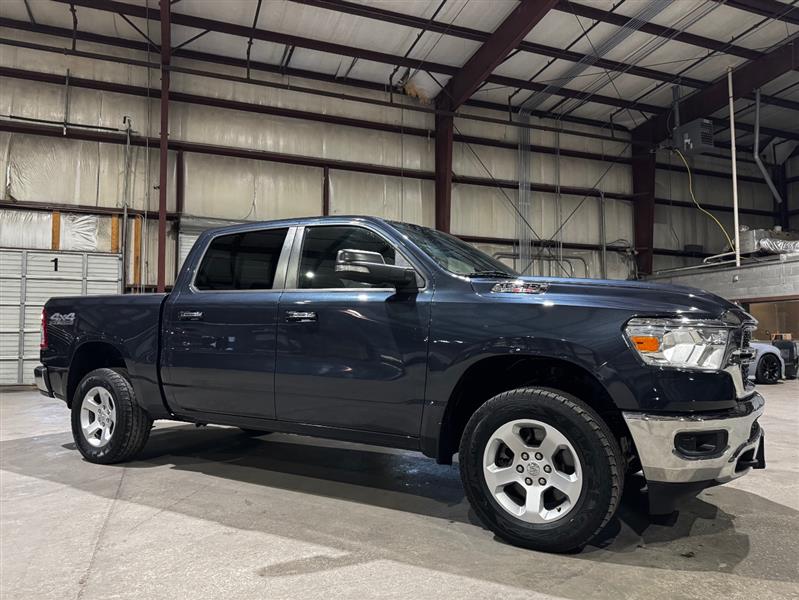 RAM 1500 Big Horn Crew Cab SWB 4WD 2020 RAM 1500 Big Horn Crew Cab SWB 4WD 2020