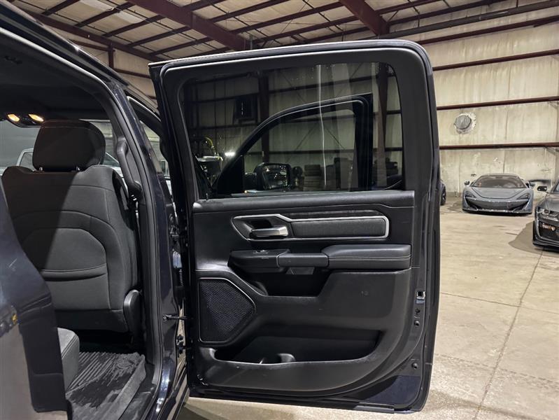 RAM 1500 Big Horn Crew Cab SWB 4WD 2020 RAM 1500 Big Horn Crew Cab SWB 4WD 2020