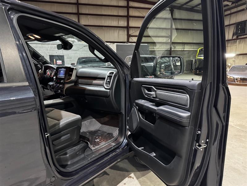 RAM 1500 Big Horn Crew Cab SWB 4WD 2020 RAM 1500 Big Horn Crew Cab SWB 4WD 2020