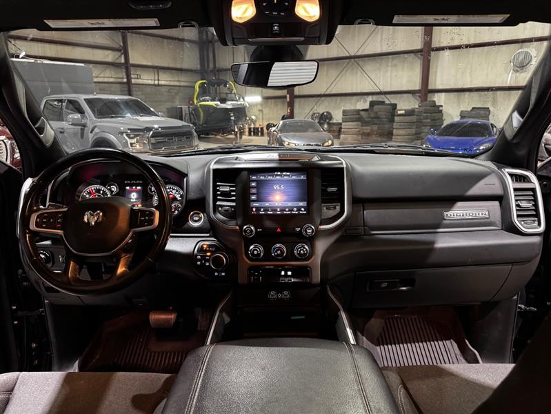 RAM 1500 Big Horn Crew Cab SWB 4WD 2020 RAM 1500 Big Horn Crew Cab SWB 4WD 2020