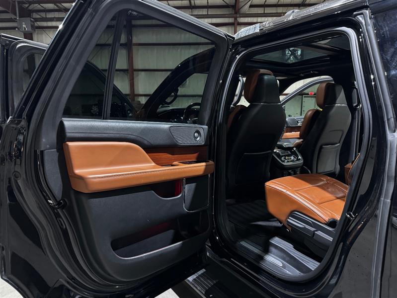 Lincoln Navigator L Reserve 4WD 2018 Lincoln Navigator L Reserve 4WD 2018