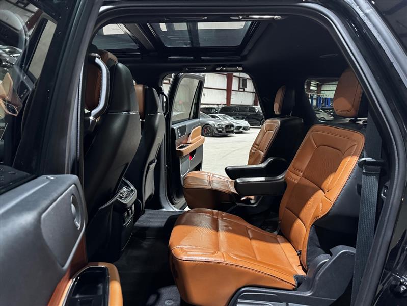 Lincoln Navigator L Reserve 4WD 2018 Lincoln Navigator L Reserve 4WD 2018