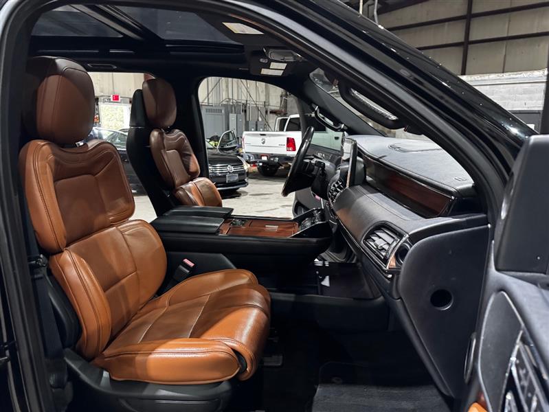 Lincoln Navigator L Reserve 4WD 2018 Lincoln Navigator L Reserve 4WD 2018