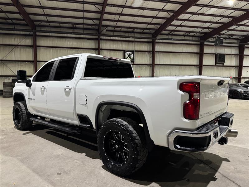 Chevrolet Silverado 2500HD LT Crew Cab Short Box 4WD 2020 Chevrolet Silverado 2500HD LT Crew Cab Short Box 4WD 2020